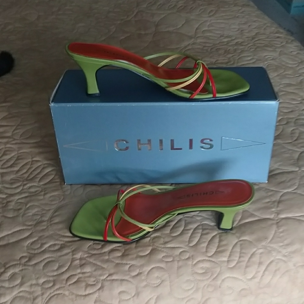 Sandals Chilis strappy sz 6.5
